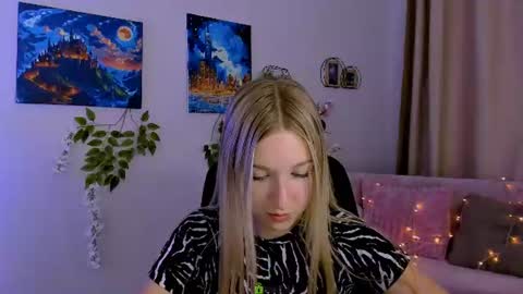 lia_dream_ online show from 07-28-26, 12:48