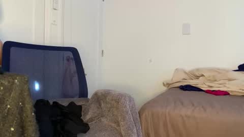 Kabroncita online show from 12-21-25, 03:30