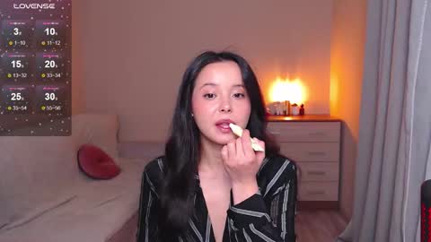 Snapshot of lia_hetty chatting on 09-17-25, 04:19 L I A online show from 09-17-25, 04:19