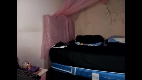 Lia online show from 01-25-25, 06:57