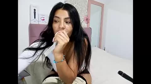 Lia online show from 01-17-26, 07:02