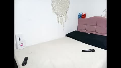 Lia online show from 02-26-26, 04:55