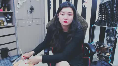 . online show from 01-11-25, 04:06