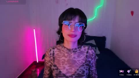 Snapshot of lia_leandro888 chatting on 03-11-26, 10:38 lia_leandro888 online show from 03-11-26, 10:38