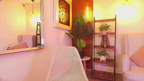 Snapshot of lia_mar_ chatting on 09-30-25, 01:49 LIA online show from 09-30-25, 01:49