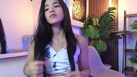 Snapshot of lia_mar_ chatting on 10-07-25, 06:16 LIA online show from 10-07-25, 06:16