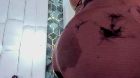 lia_mariana online show from 04-01-26, 05:08