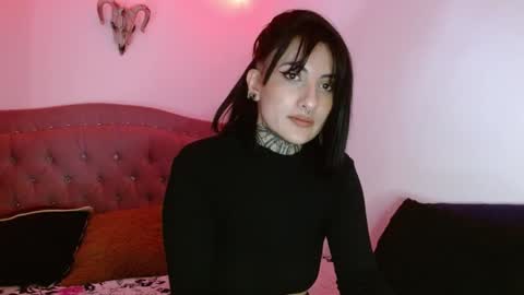 Snapshot of lia_miss2 chatting on 01-27-25, 05:04 lia spicy ig online show from 01-27-25, 05:04