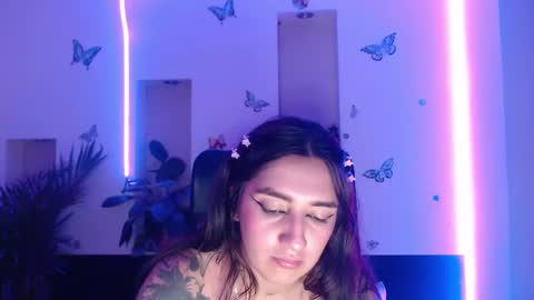 Snapshot of lia_mitch chatting on 02-21-25, 07:56 Lia Mitch online show from 02-21-25, 07:56