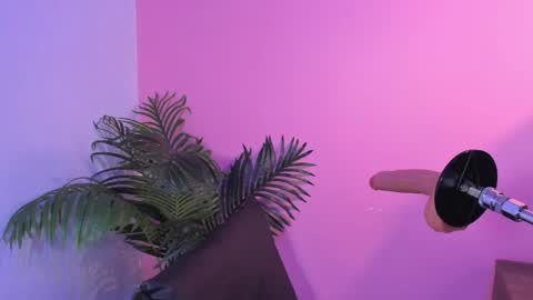 lia_owenss online show from 06-06-26, 07:29