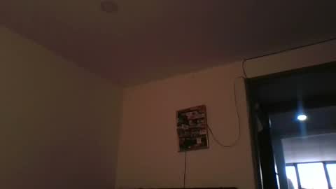 Snapshot of lia_queen610 chatting on 10-13-25, 05:24 Little Queen Lia  online show from 10-13-25, 05:24