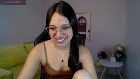 Snapshot of lia_rose_ch chatting on 07-03-26, 12:22 lia_rose_ch online show from 07-03-26, 12:22