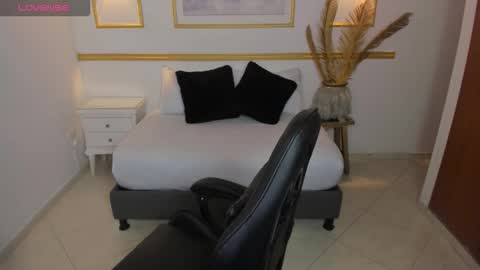 Lia  online show from 01-06-26, 02:15