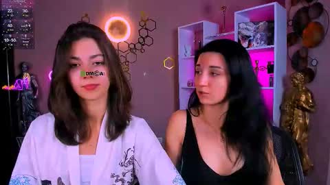 Snapshot of lia_sunset chatting on 10-01-25, 12:11 Lia online show from 10-01-25, 12:11