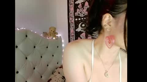 lia_whitexx online show from 05-08-26, 02:06