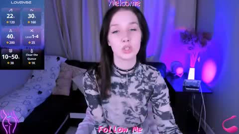 Lia online show from 02-15-25, 12:04