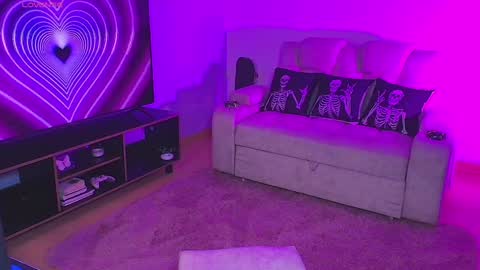 Snapshot of liaa_rodriguezz chatting on 01-18-25, 08:19 Liaa online show from 01-18-25, 08:19