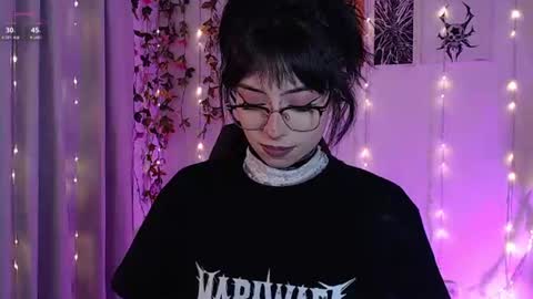 Liaa  online show from 06-30-26, 01:50