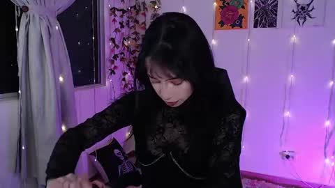Liaa  online show from 07-08-26, 12:04