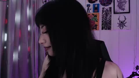 Liaa  online show from 07-20-26, 04:42