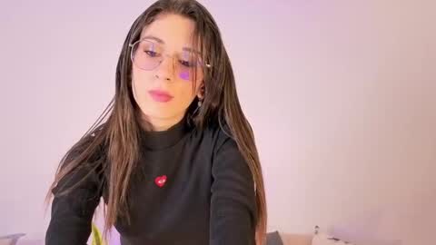 Lia  online show from 12-14-25, 01:38