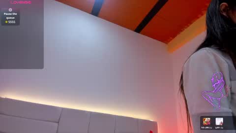Liaa online show from 06-16-26, 02:47