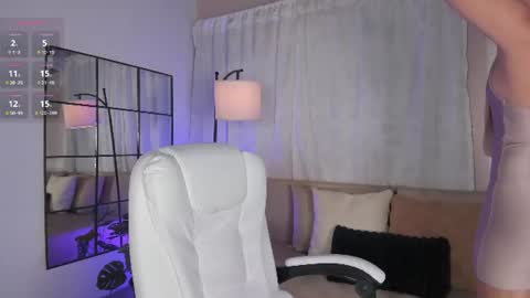 Lia online show from 07-23-26, 12:36