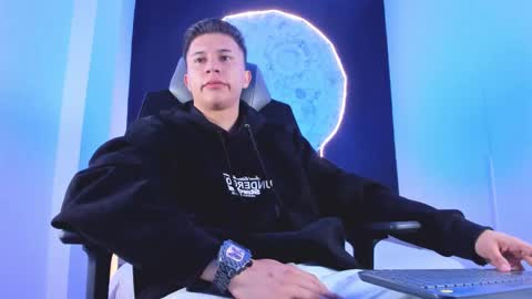 Liam Smith online show from 11-14-25, 12:15