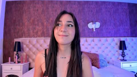 liaa turner  online show from 09-17-25, 08:32