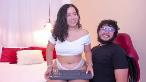 Lia Bell online show from 07-20-26, 05:59