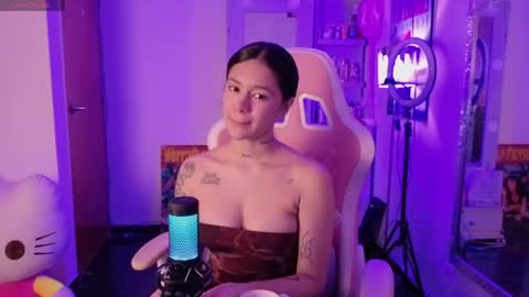 Lia Butera online show from 04-15-26, 10:21
