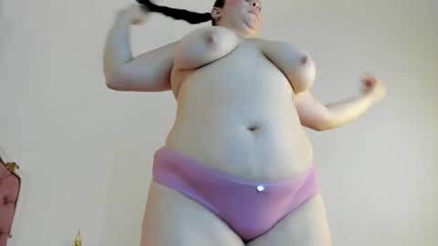 Snapshot of liacoral7 chatting on 07-28-26, 08:52 liacoral17 online show from 07-28-26, 08:52