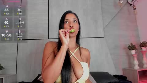 Lia Flame online show from 01-10-26, 07:48