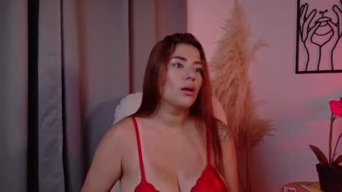 Snapshot of liafox_b chatting on 04-28-26, 03:11 LiaFox b online show from 04-28-26, 03:11