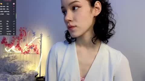 Lia  online show from 10-01-25, 08:42