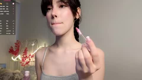 Snapshot of liaglamour chatting on 05-24-26, 10:53 Lia online show from 05-24-26, 10:53
