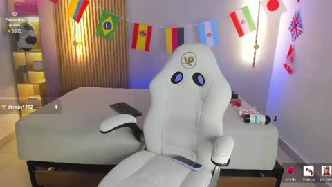 Snapshot of liah_cleir chatting on 06-22-26, 07:44 Liah online show from 06-22-26, 07:44