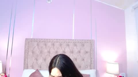 Snapshot of liahjhons chatting on 01-08-25, 09:34 Liah online show from 01-08-25, 09:34