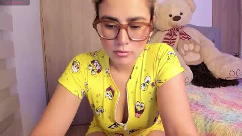 Snapshot of liahkimi chatting on 10-07-25, 11:57 Lia  online show from 10-07-25, 11:57