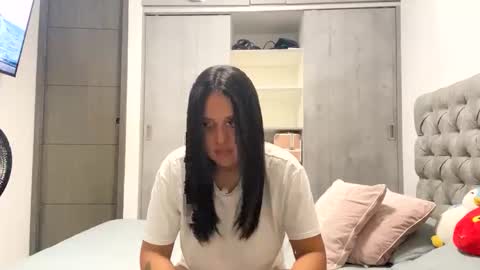 Lian  online show from 11-10-25, 02:32