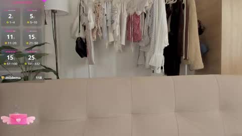 Snapshot of liajohnsons_ chatting on 04-30-26, 12:39 Lia Johnsons online show from 04-30-26, 12:39