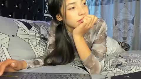 Snapshot of liakent24 chatting on 02-27-25, 04:20 Lia Kent online show from 02-27-25, 04:20