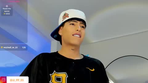 Liam online show from 11-12-25, 04:51