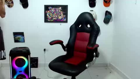 Andres online show from 04-19-26, 10:12