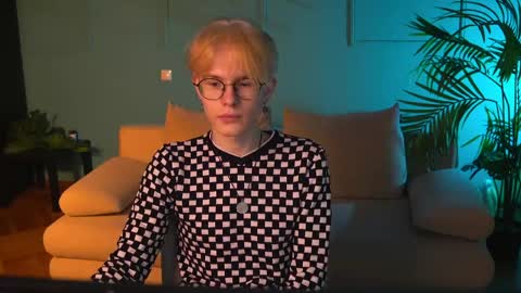 LIAM online show from 04-02-26, 05:16