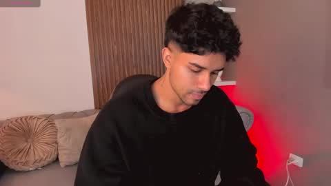 Liam Collins online show from 03-11-25, 11:33