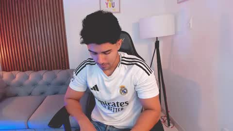 Liam Collins online show from 10-22-25, 11:54