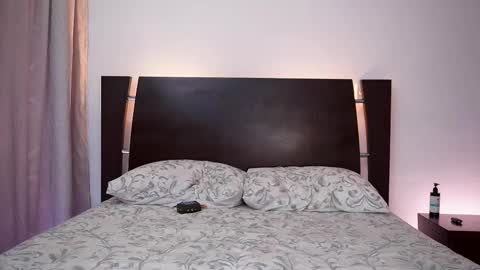 Snapshot of liam_enzho chatting on 03-12-25, 04:02 Liam online show from 03-12-25, 04:02