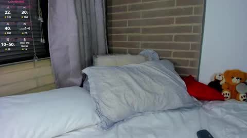Snapshot of liam_oficial chatting on 05-11-26, 03:12 liam online show from 05-11-26, 03:12