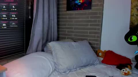 Snapshot of liam_oficial chatting on 05-28-26, 02:20 liam online show from 05-28-26, 02:20